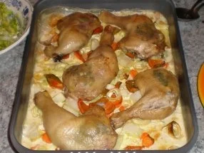 Estragonhähnchen auf Rahmgemüse - Rezept