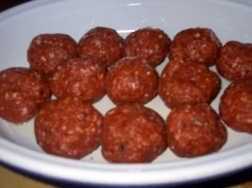 Orientalische Hackbällchen in Tomatensoße mit Mozarella überbacken - Rezept - Bild Nr. 4