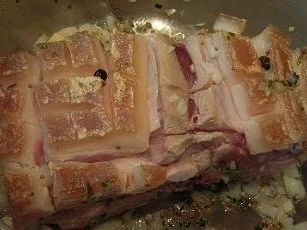 Schulter-Krustenbraten mit Porreegemüse - Rezept - Bild Nr. 3