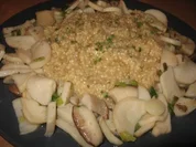 Rezept: Hirsotto mit Krรคutersaitlingen und Lauchzwiebeln Hirsotto mit Krรคutersaitlingen und Lauchzwiebeln - Rezept