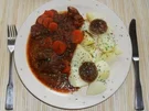 Gulasch mit Feigen und Datteln - Rezept