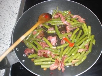 Spaghetti mit grünen Bohnen und Chili - Rezept - Bild Nr. 3