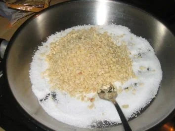 Verschiedenes: Knuspriger Mandelkrokant - Rezept - Bild Nr. 4