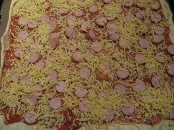 Rezept: Hot Dog Pizza Bild Nr. 7 Hot Dog Pizza - Rezept - Bild Nr. 7