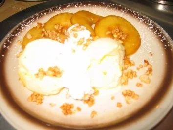 Rezept: Dessert: Karamelisierte Calvadosäpfel mit Eis........... Bild Nr. 2 Dessert: Karamelisierte Calvadosäpfel mit Eis........... - Rezept - Bild Nr. 2