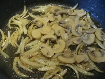 Rezept: Fleisch: JÄGERFRIKADELLE Bild Nr. 7 Fleisch: JÄGERFRIKADELLE - Rezept - Bild Nr. 7