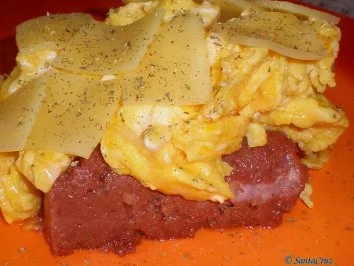 Rezept: Corned Beef mit Rührei Corned Beef mit Rührei - Rezept