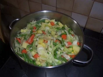 Rezept: Suppe/Eintopf...Gemüseeintopf Bild Nr. 3 Suppe/Eintopf...Gemüseeintopf - Rezept - Bild Nr. 3