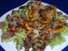 Gefüllte Mini-Paprika auf Weintrauben-Blattsalat - Rezept