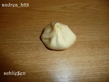 Buchteln in Vanillesauce - Rezept - Bild Nr. 8