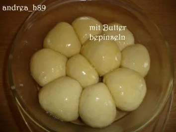 Buchteln in Vanillesauce - Rezept - Bild Nr. 10