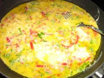 Rührei mit Speck, Paprika und Tomaten - Rezept - Bild Nr. 5