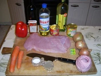 Putenrollbraten mit Sauerkraut-Paprikafülle - Rezept - Bild Nr. 2