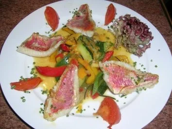 Rezept: Rotbarbe mit Gemüse und Proseccosauce Bild Nr. 3 Rotbarbe mit Gemüse und Proseccosauce - Rezept - Bild Nr. 3