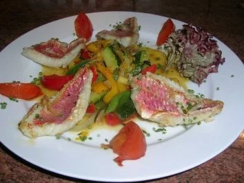 Rezept: Rotbarbe mit Gemüse und Proseccosauce Rotbarbe mit Gemüse und Proseccosauce - Rezept