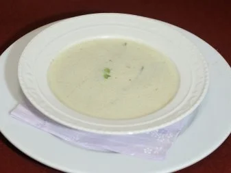 Rahmsüppchen von Esskastanien (Britt Hagedorn) - Rezept