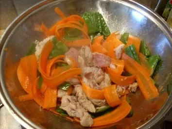 Rezept: Knackiger Geflügel-Wok Bild Nr. 3 Knackiger Geflügel-Wok - Rezept - Bild Nr. 3