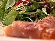 Ziegenkäseröllchen im Serranomantel - Rezept