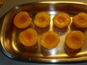 Rezept: Dessert: Gefüllte Pfirsiche Bild Nr. 2 Dessert: Gefüllte Pfirsiche - Rezept - Bild Nr. 2