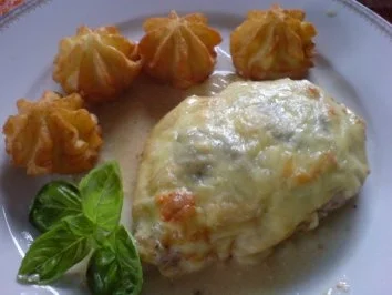 Rezept: Hähnchenfilet mit Käsehaube Bild Nr. 2 Hähnchenfilet mit Käsehaube - Rezept - Bild Nr. 2