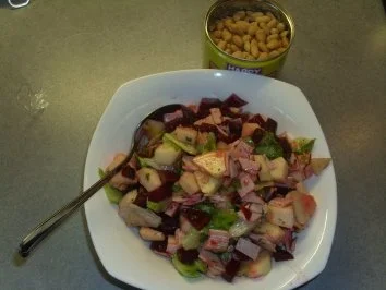 Salate: Apfel-Rote Bete-Salat - Rezept - Bild Nr. 3