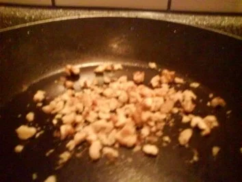 Rezept: Muffins á la Mohn mit Nüssen, Lebkuchen und Grieß Bild Nr. 6 Muffins á la Mohn mit Nüssen, Lebkuchen und Grieß - Rezept - Bild Nr. 6