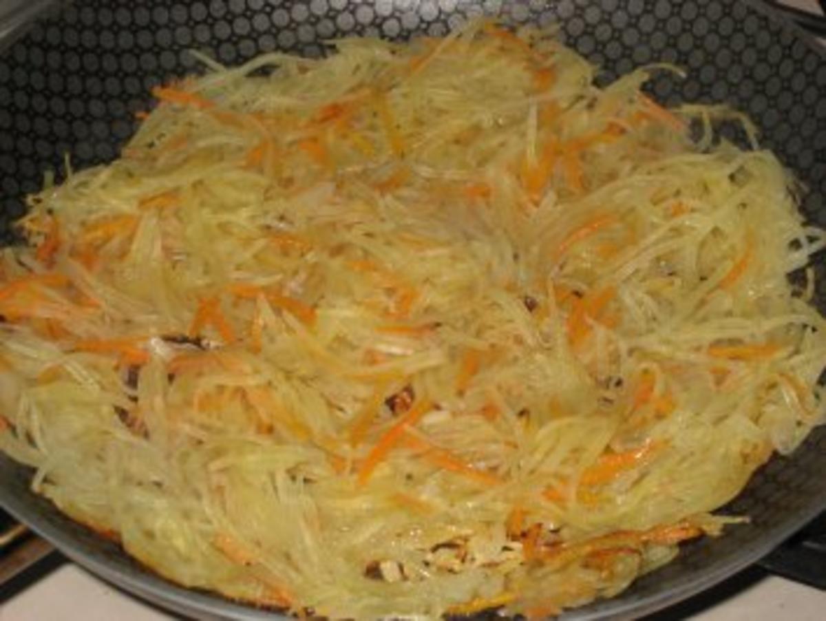 Kartoffel-Möhren-Rösti - Rezept - Bild Nr. 2