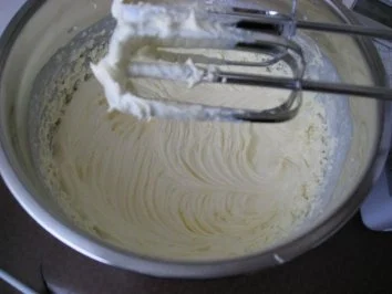 Rezept: Donau-Wellen Torte Bild Nr. 5 Donau-Wellen Torte - Rezept - Bild Nr. 5