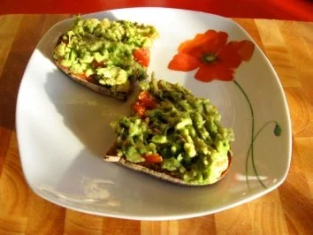 Guacamole.....Avocadocreme-Dip - Rezept - Bild Nr. 2