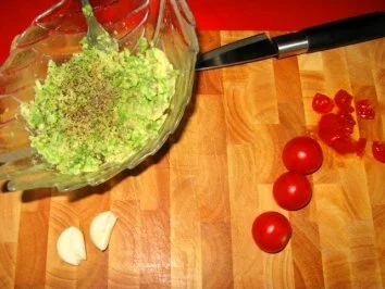 Guacamole.....Avocadocreme-Dip - Rezept - Bild Nr. 5