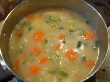 Rezept: Gebranntes Kartoffelsüppchen Bild Nr. 3 Gebranntes Kartoffelsüppchen - Rezept - Bild Nr. 3