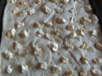 Rezept: Backen: Butterkuchen Bild Nr. 3 Backen: Butterkuchen - Rezept - Bild Nr. 3