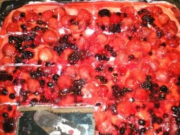 Rezept: Beerenkuchen mit Mascarpone Bild Nr. 3 Beerenkuchen mit Mascarpone - Rezept - Bild Nr. 3