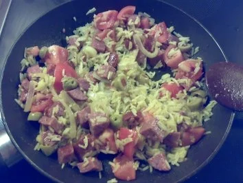 Rezept: Reispfännchen mit Cabanossi Bild Nr. 4 Reispfännchen mit Cabanossi - Rezept - Bild Nr. 4