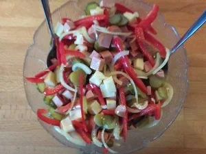 Rezept: Schwäbischer Wurstsalat Schwäbischer Wurstsalat - Rezept