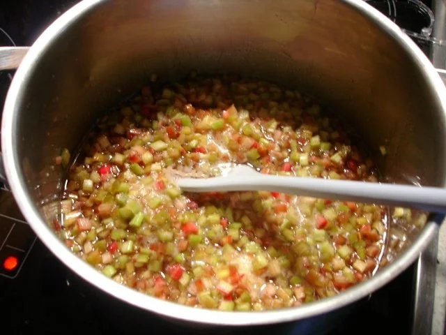 Rhabarber Honig Konfitüre - Rezept