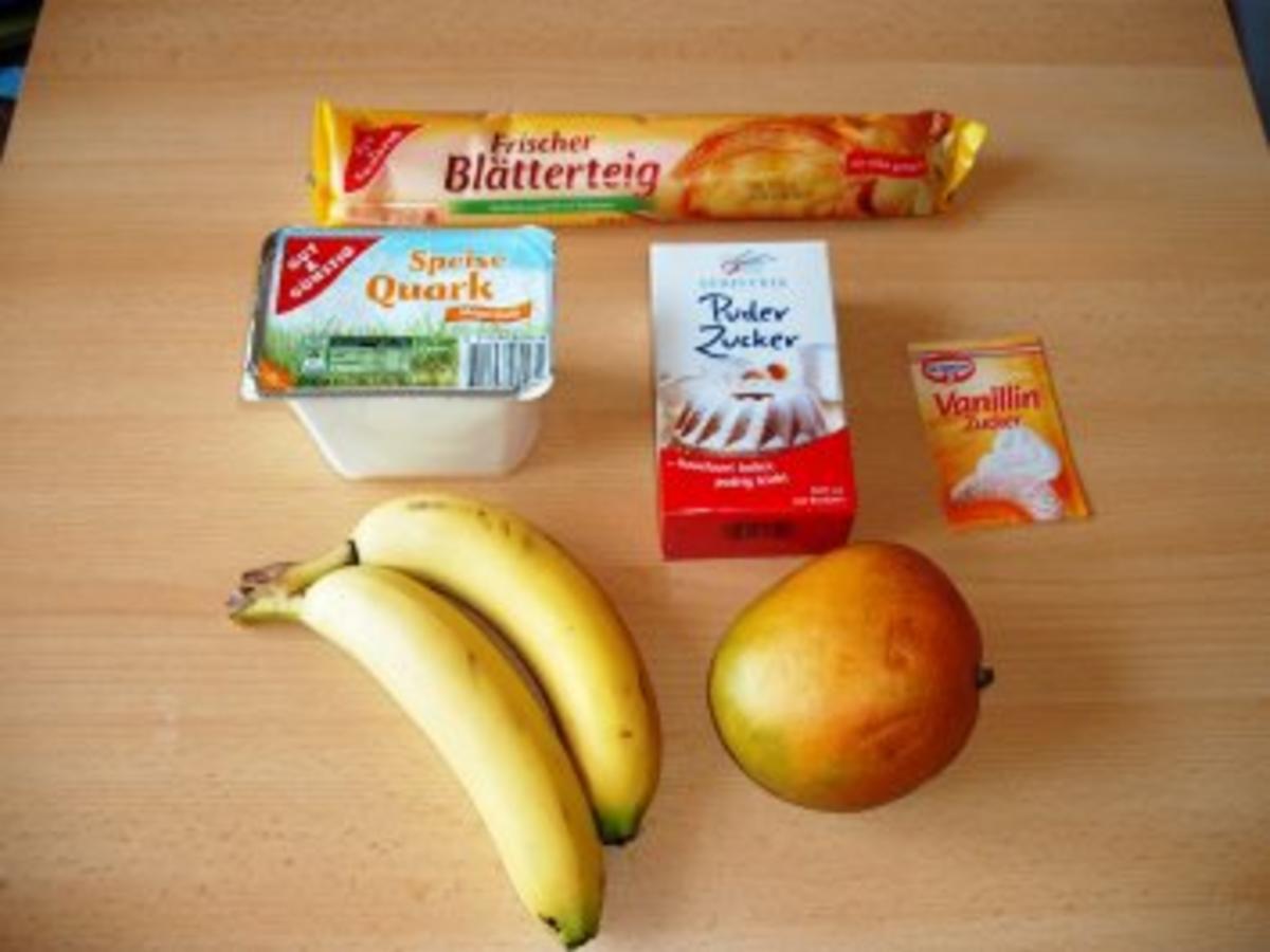 Mango Bananen Quark auf Blätterteig - schnell &amp; einfach - 150 kcal/100g