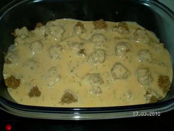 Kartoffelgratin a la Sylvia mit Frikadellen und Feldsalat - Rezept - Bild Nr. 3