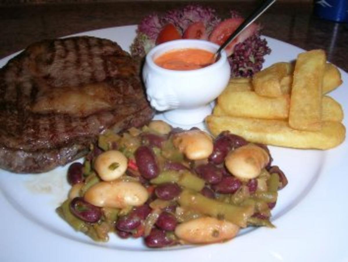 US-Prime Roastbeef an Chilibohnen mit Steakhouse Kartoffeln und argentinischer Steaksauce - Rezept - Bild Nr. 2