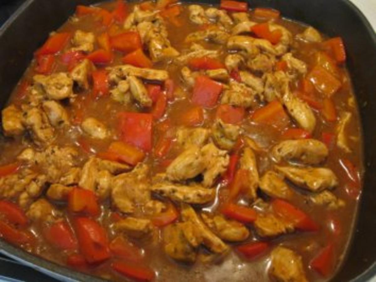 Pollo al adobo con la vera de arroz Marinierte Hähnchenbrust im ...
