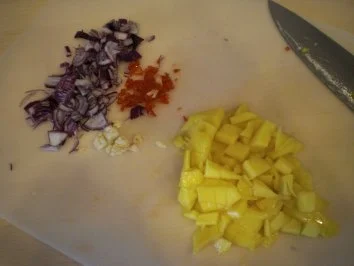 Tomaten-Mango-Sauce mit Garnelen - Rezept - Bild Nr. 2