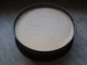 Rezept: Beeren-Quark-Kuchen Bild Nr. 2 Beeren-Quark-Kuchen - Rezept - Bild Nr. 2