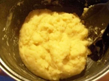 Rezept: Snack: Käsekugeln Bild Nr. 3 Snack: Käsekugeln - Rezept - Bild Nr. 3