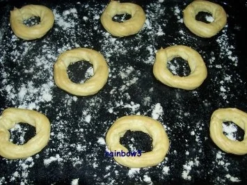 Rezept: Snack: Gefüllte Käseringe Bild Nr. 5 Snack: Gefüllte Käseringe - Rezept - Bild Nr. 5