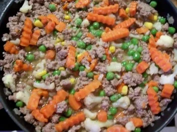 Kochen: Leckere Hackfleisch-Gemüse-Pfanne - Rezept - Bild Nr. 5