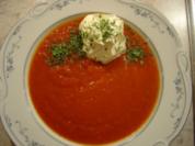 Gazpacho, warm als kalorienarme Vorspeisen-Suppe - Rezept