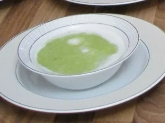 Himmlisches Kaiserschotensüppchen - Rezept