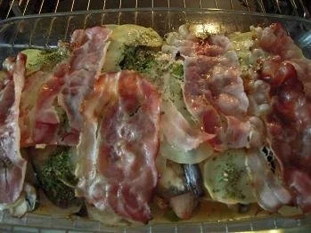 Rezept: Putenbrustfilet, Aubergine, Porree und Champignons, mit Käse überbacken Bild Nr. 11 Putenbrustfilet, Aubergine, Porree und Champignons, mit Käse überbacken - Rezept - Bild Nr. 11