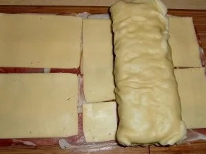 Rezept: Gegrillte Maultasche im Speckmantel auf Spinat mit Achatschnecken garniert Bild Nr. 10 Gegrillte Maultasche im Speckmantel auf Spinat mit Achatschnecken garniert - Rezept - Bild Nr. 10