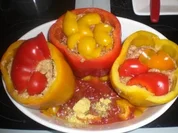 Paprikaschoten mit Couscousfüllung - Rezept